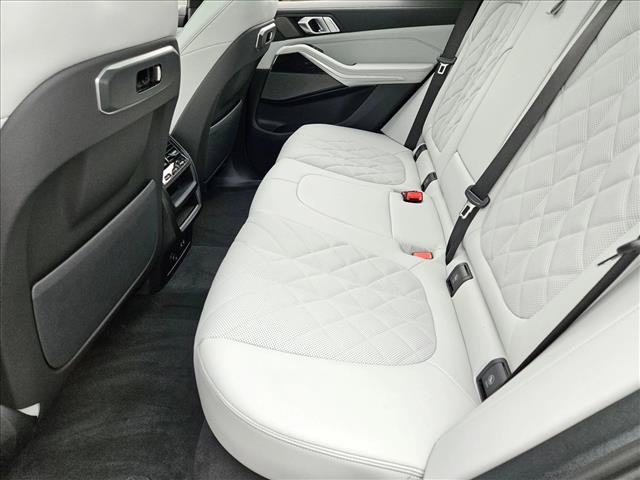 New 2026 BMW X5 sDrive40i w/ M Sport Package RWD image 14