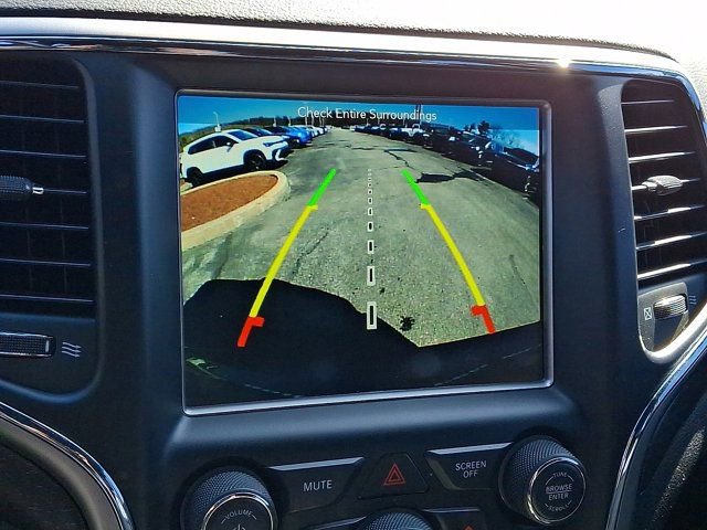 Certified 2018 Jeep Grand Cherokee Altitude AWD/4WD image 23