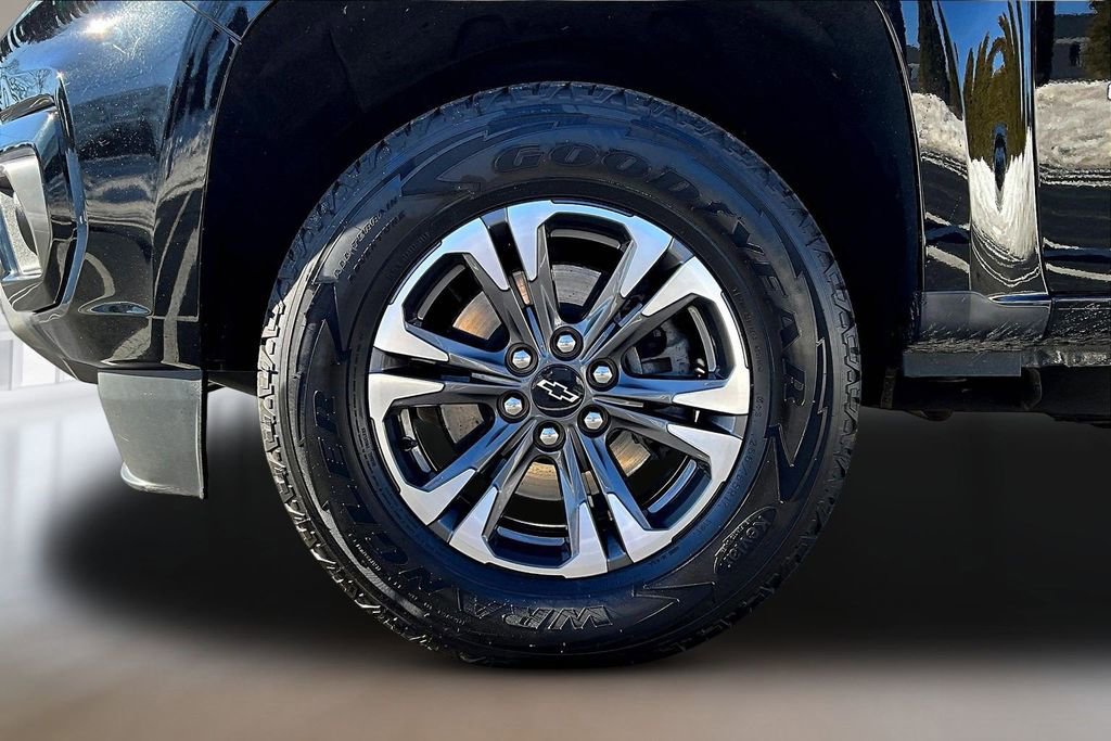 Used 2021 Chevrolet Colorado Z71 w/ Safety Package image 35