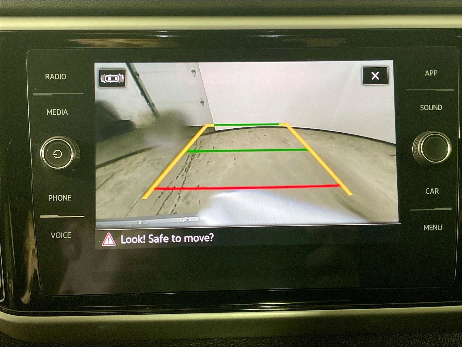 Used 2023 Volkswagen Atlas Cross Sport SE AWD/4WD image 6