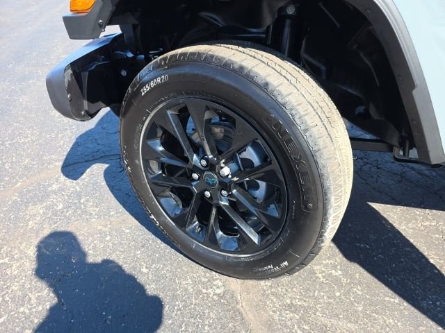 Used 2025 Jeep Wrangler Unlimited Sahara w/ Safety Group AWD/4WD image 52