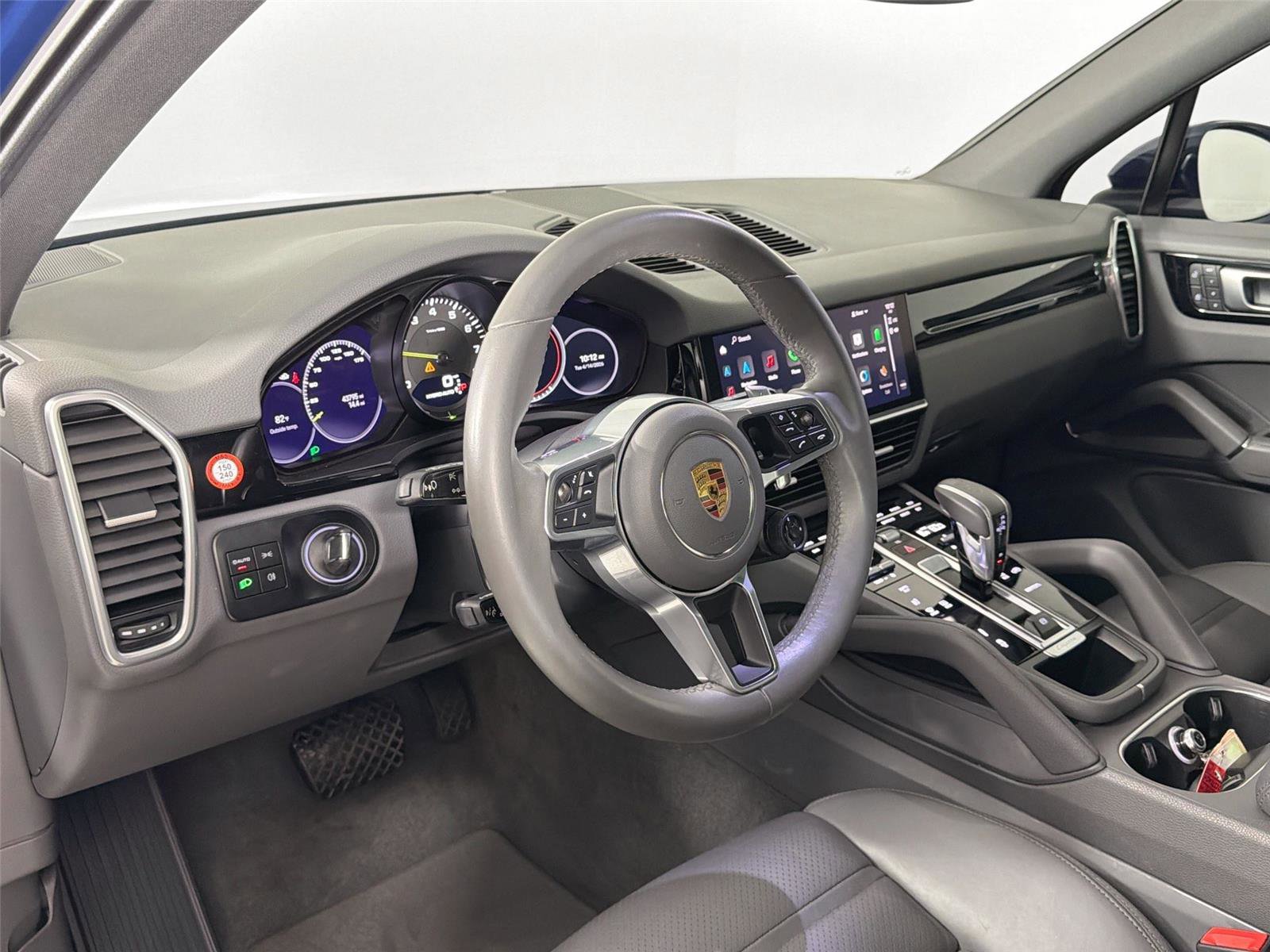 Certified 2022 Porsche Cayenne E-Hybrid AWD/4WD image 4