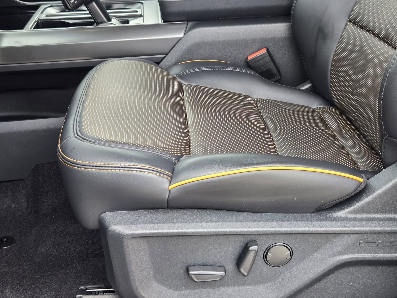 New 2025 Ford F150 Tremor w/ Equipment Group 402A High AWD/4WD image 26