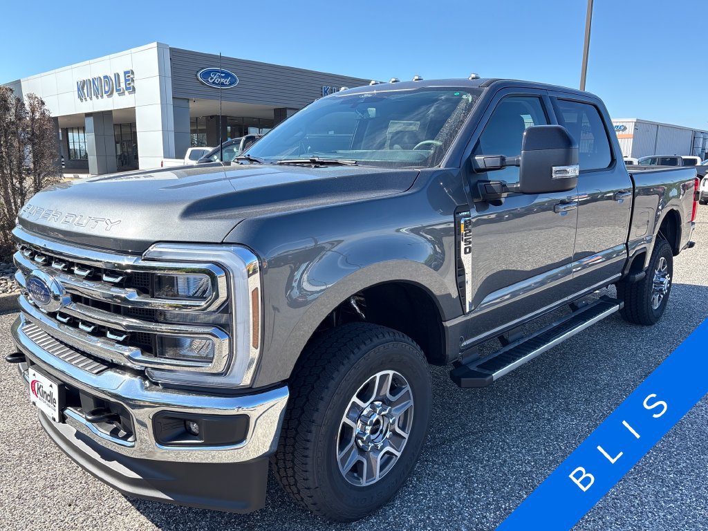 New 2026 Ford F250 Lariat w/ FX4 Off-Road Package AWD/4WD image 4