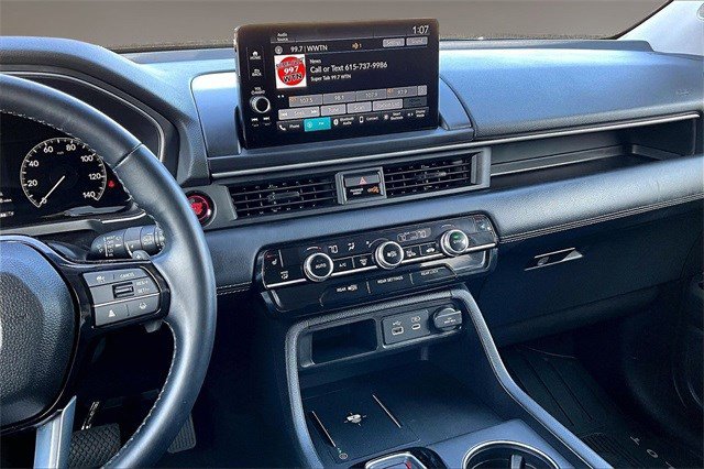 Certified 2025 Honda Pilot EX-L image 9