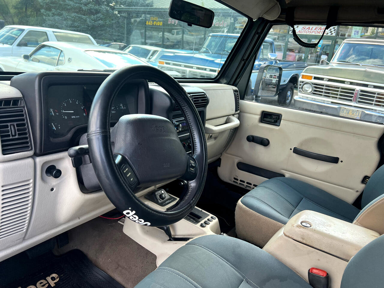 Used 2000 Jeep Wrangler Sahara image 7