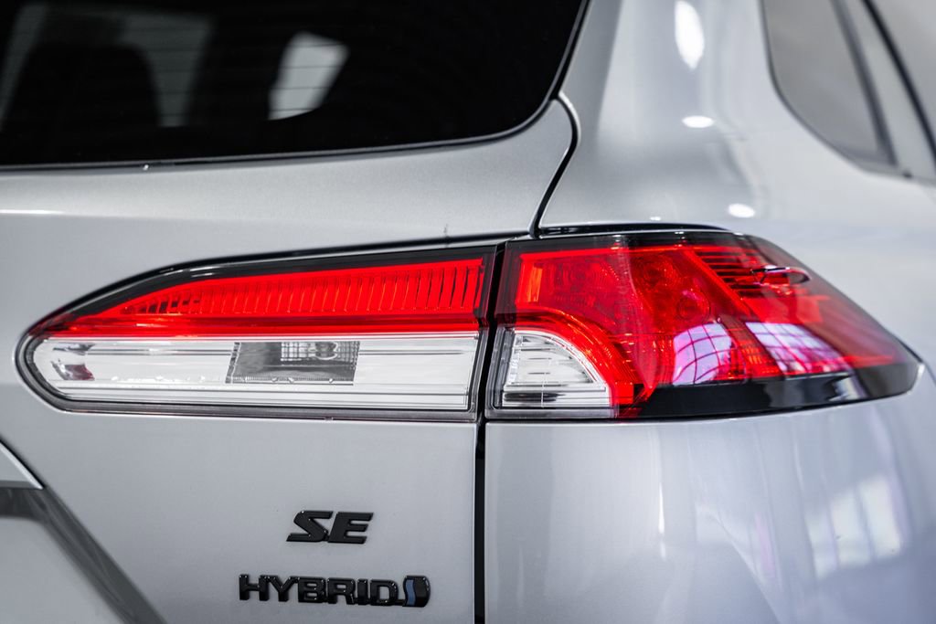 Used 2024 Toyota Corolla Cross SE image 6