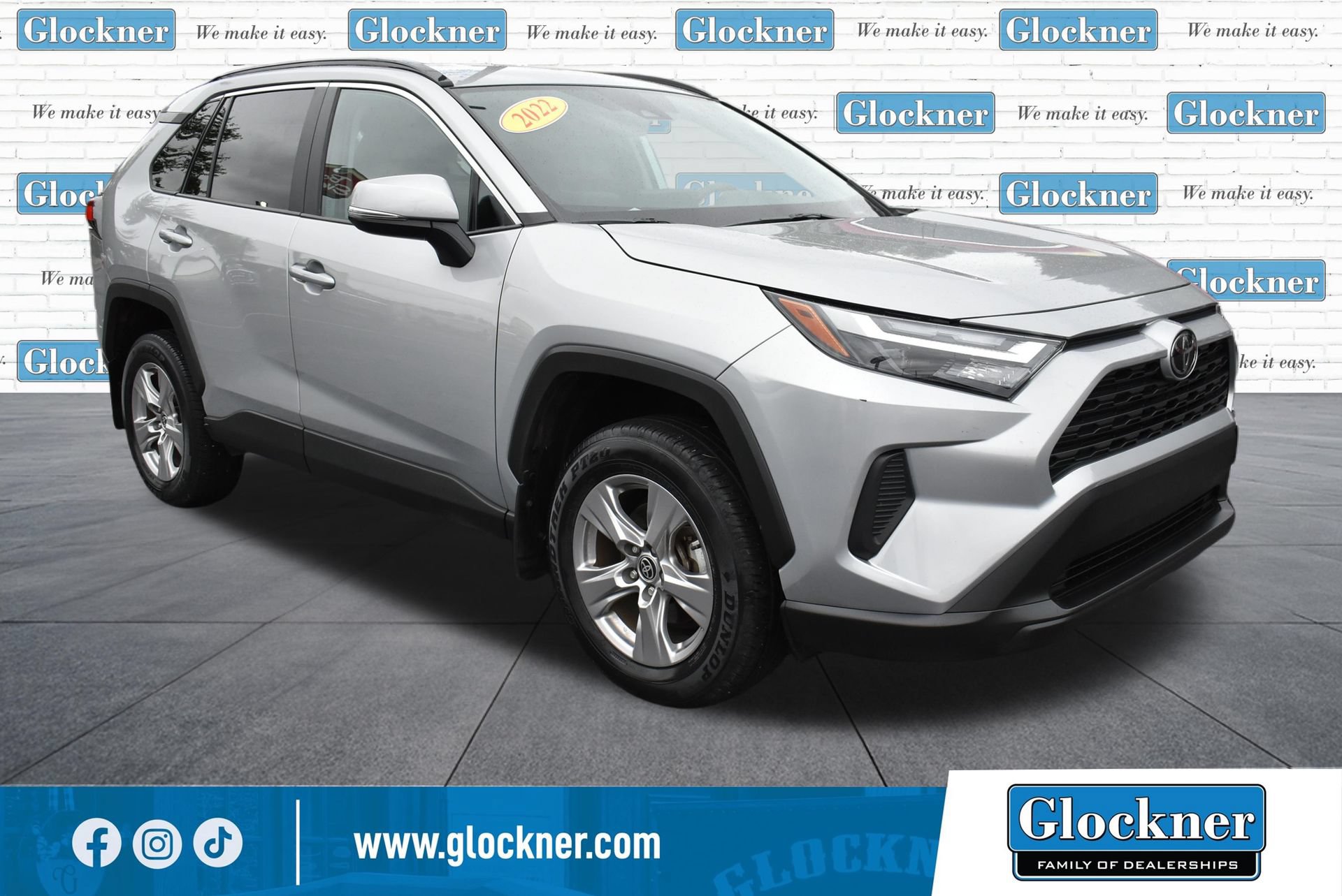 Used 2022 Toyota RAV4 XLE AWD/4WD image 12