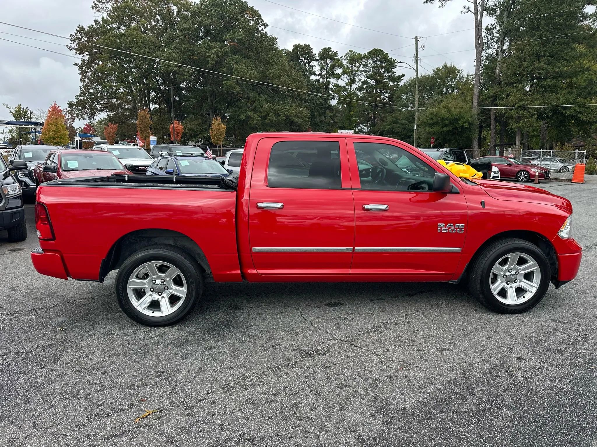 Used 2018 RAM 1500 Tradesman image 14