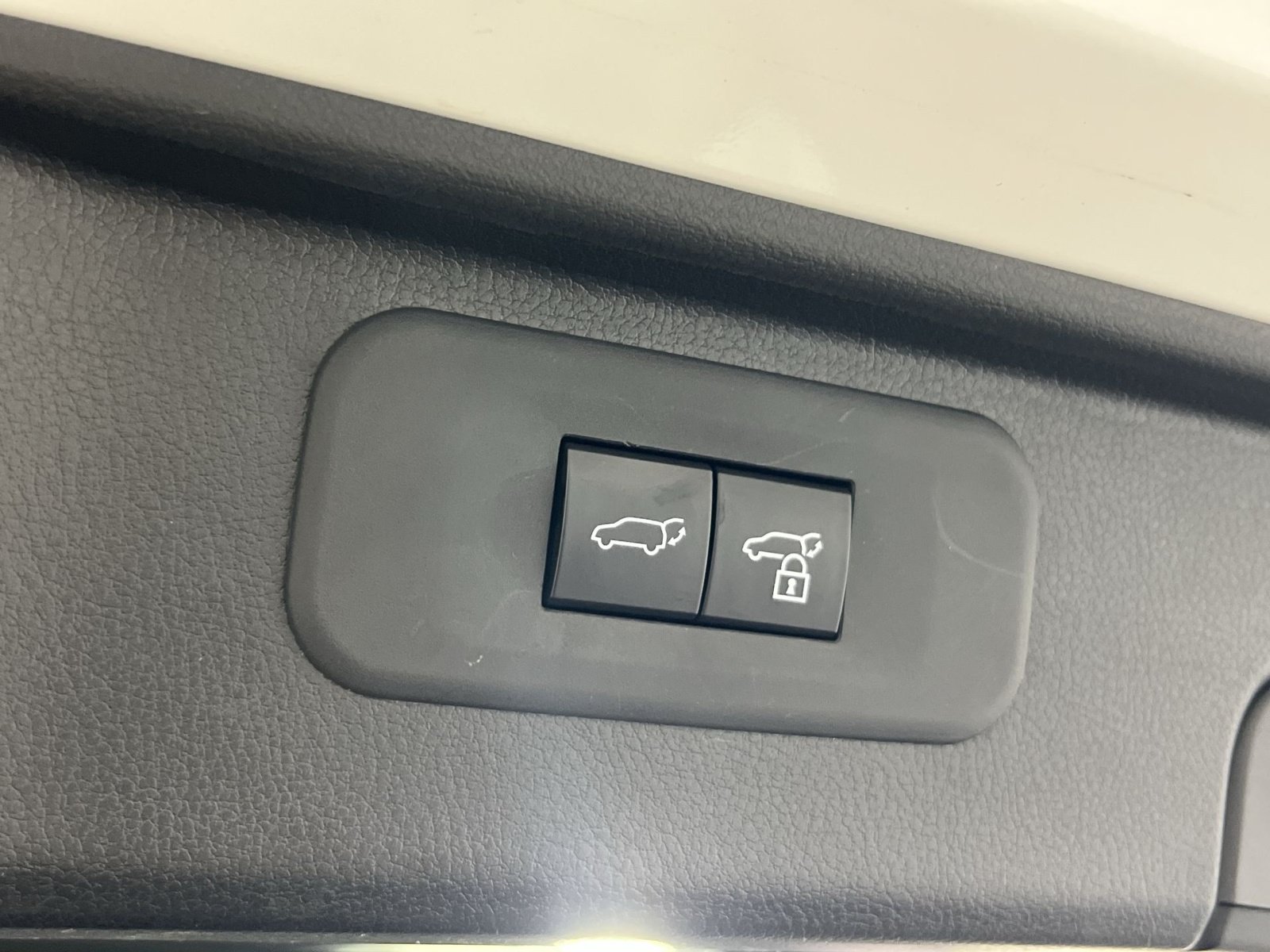Used 2025 Toyota Grand Highlander AWD image 28