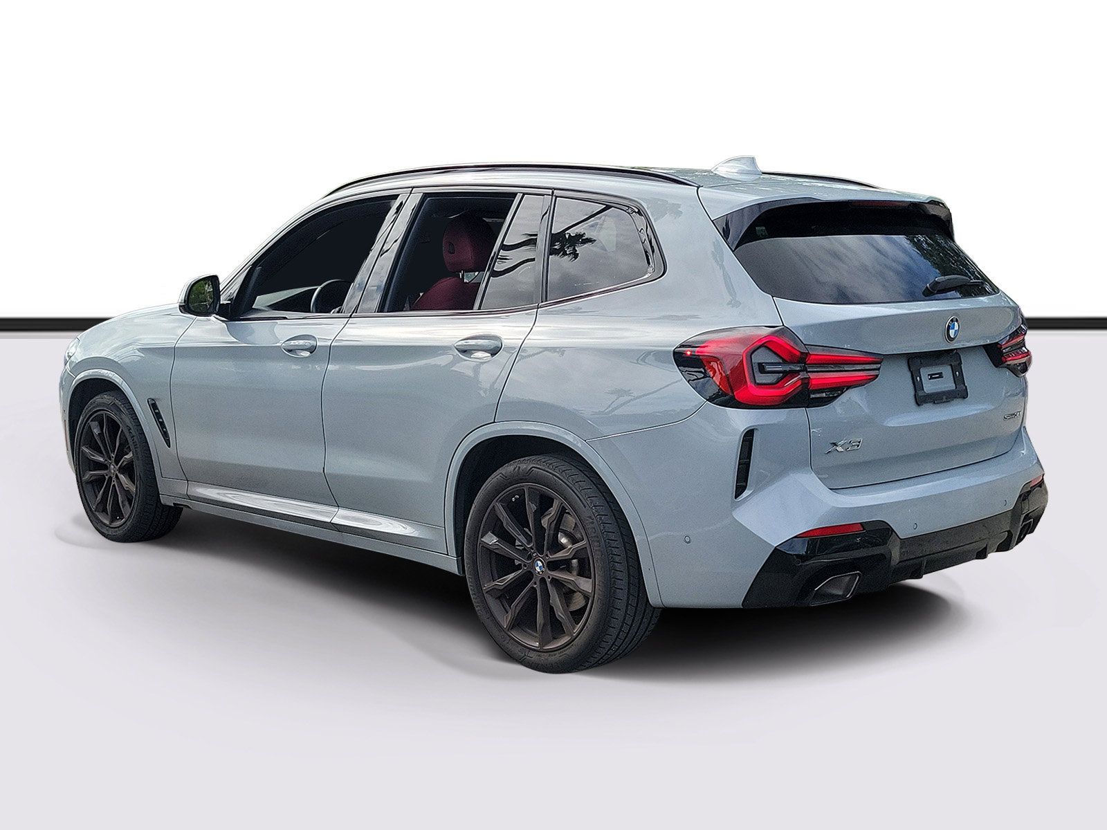 Certified 2024 BMW X3 sDrive30i w/ M Sport Package RWD image 4
