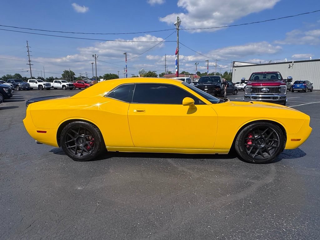 Used 2010 Dodge Challenger SRT8 w/ SRT Option Group II RWD image 7