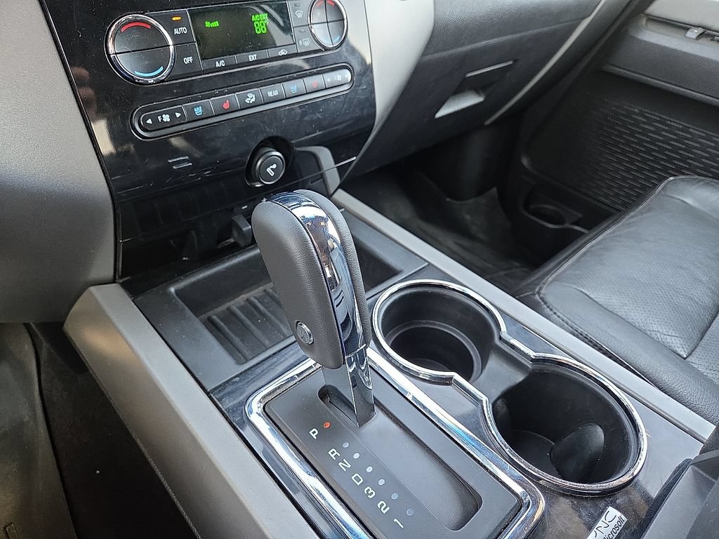 Used 2013 Ford Expedition Limited RWD image 29
