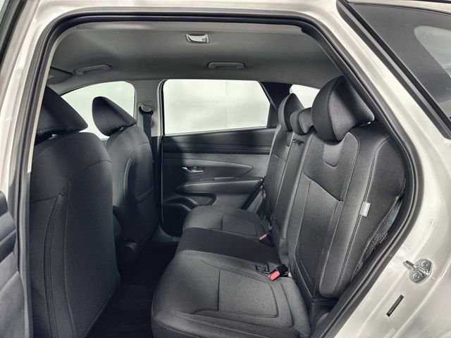 New 2026 Hyundai Tucson SE image 13