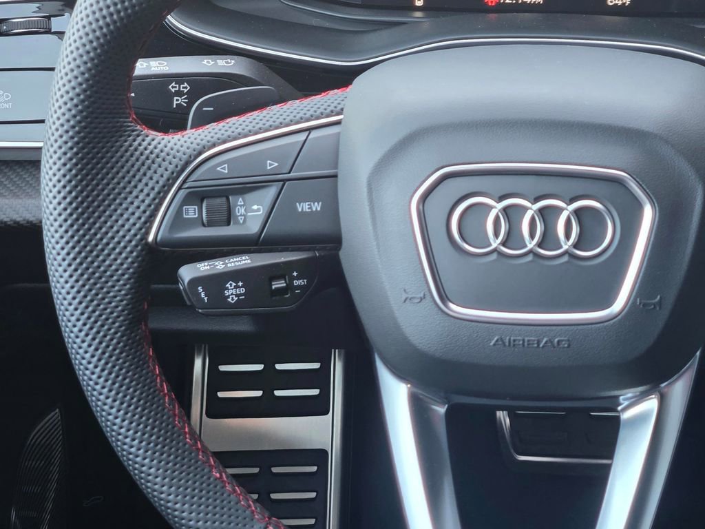 New 2026 Audi SQ7 Prestige image 15