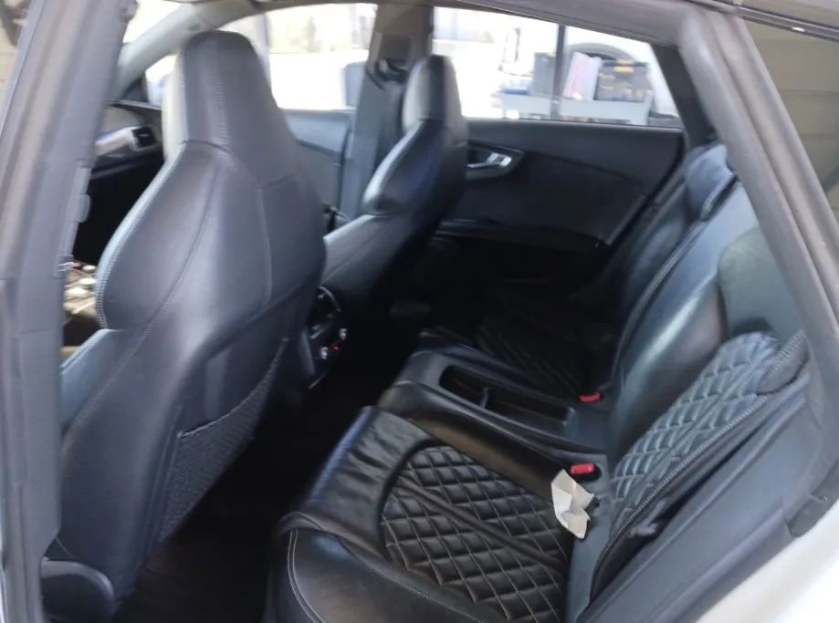 Used 2017 Audi S7 Premium Plus w/ S7 Sport Package image 4