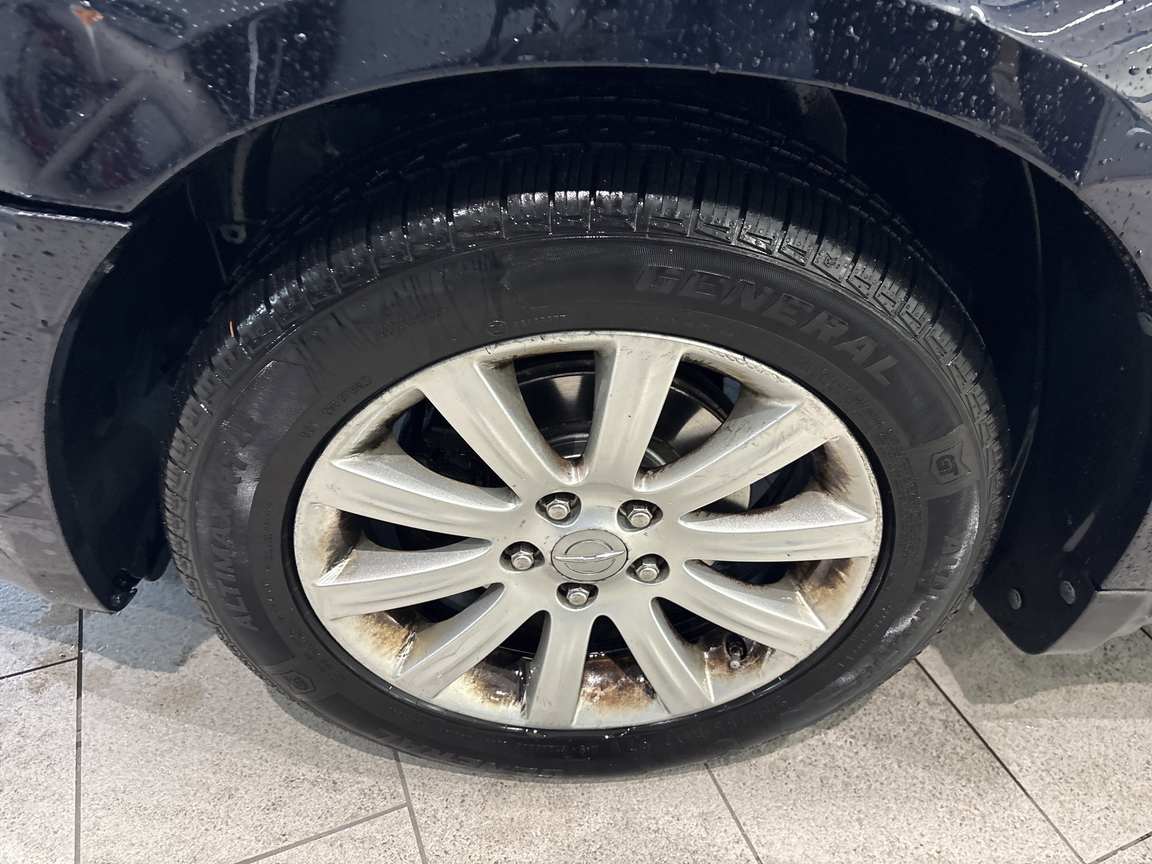 Used 2011 Chrysler 200 Touring w/ Cold Weather Group image 7