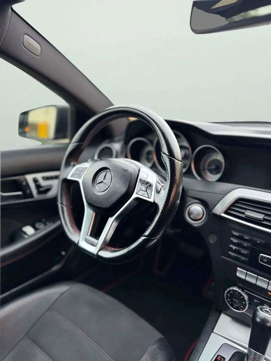 Used 2015 Mercedes-Benz C 350 4MATIC Coupe image 28