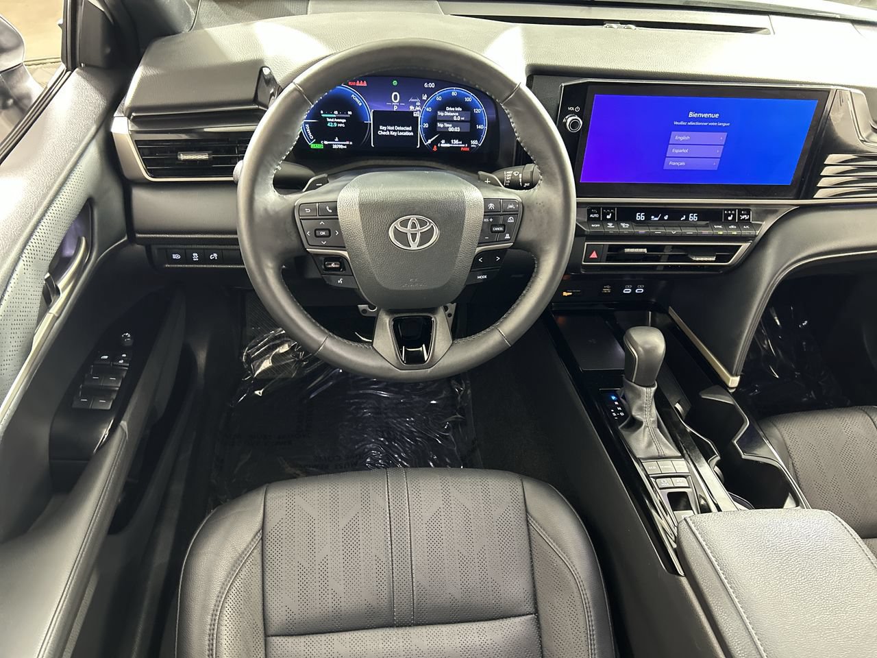 Used 2025 Toyota Camry XSE FWD image 22