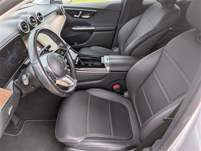 Used 2024 Mercedes-Benz GLC 300 4MATIC image 12