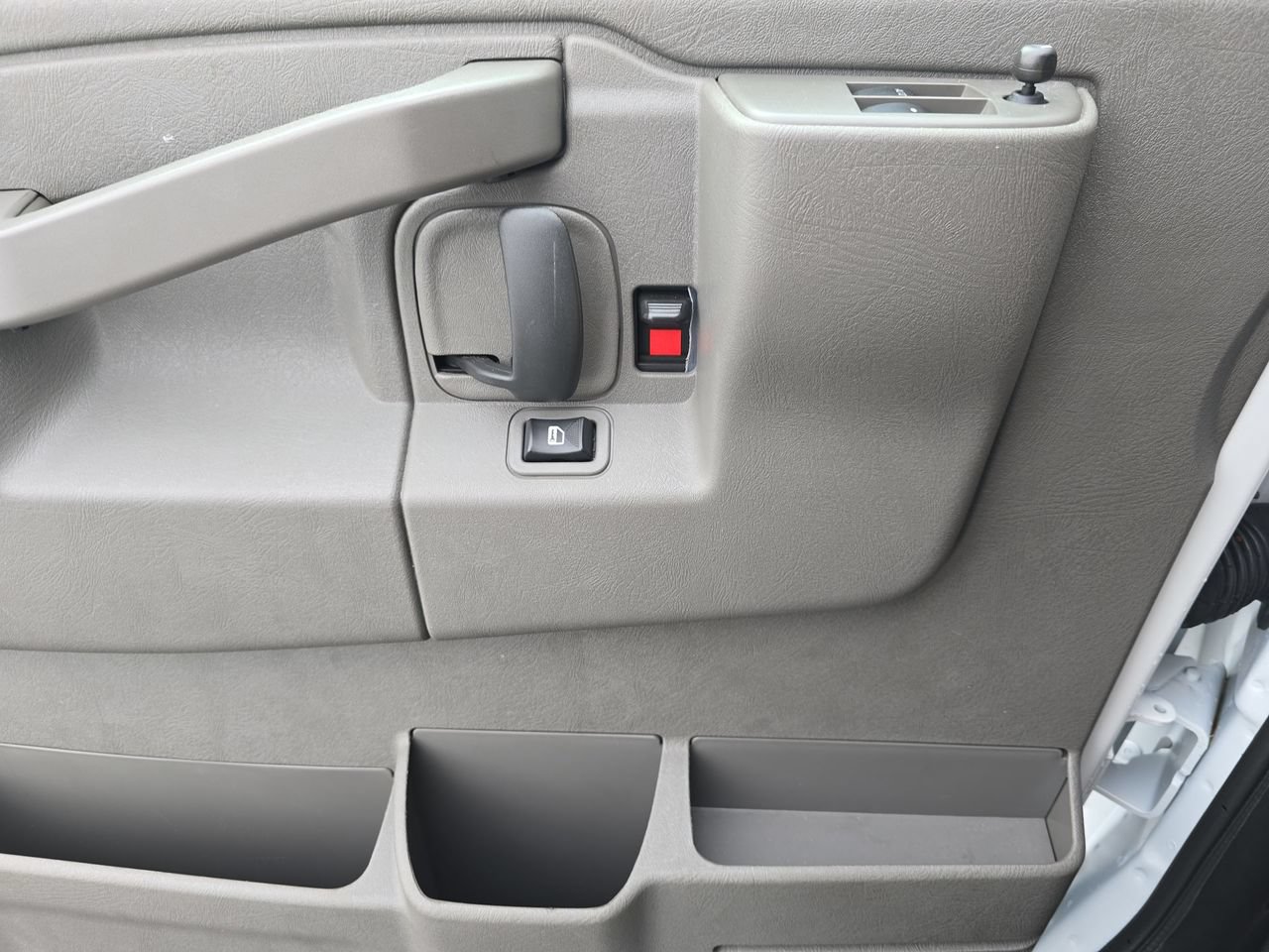 Certified 2025 GMC Savana 2500 w/ Driver Convenience Package RWD image 13