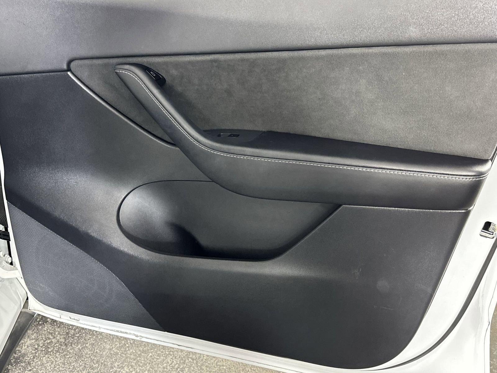 Used 2021 Tesla Model Y Long Range image 35