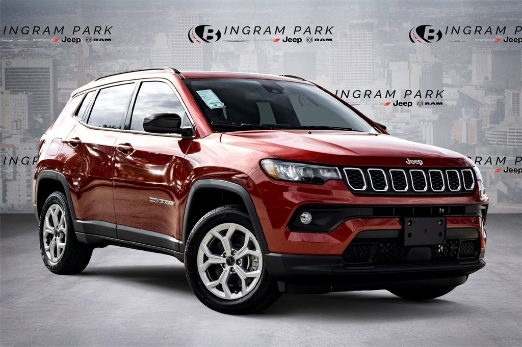 New 2026 Jeep Compass Latitude image 1