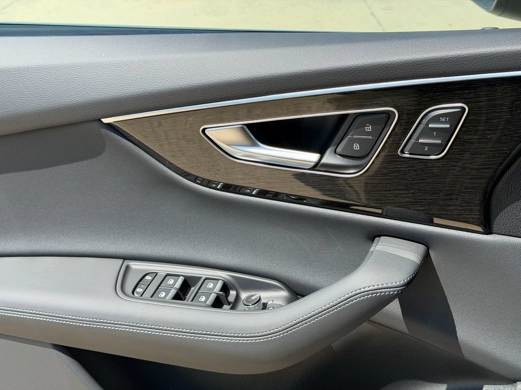 New 2026 Audi Q8 Premium Plus AWD/4WD image 30