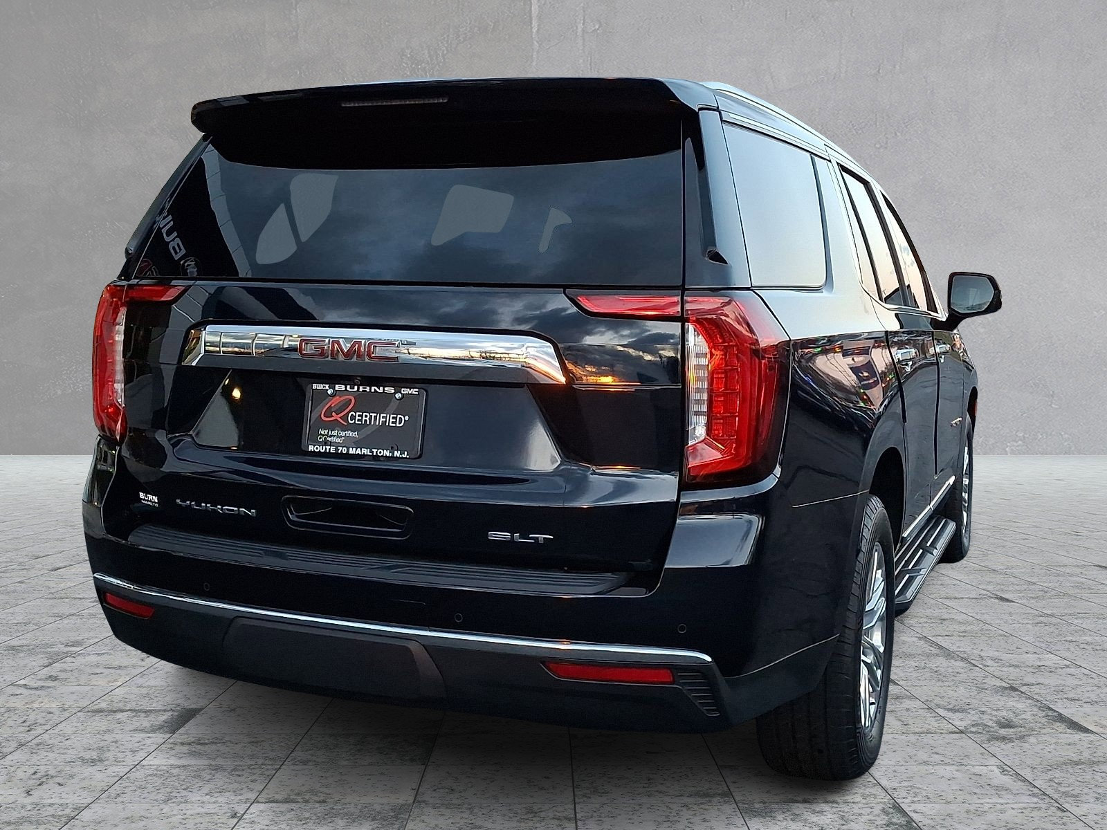 Certified 2023 GMC Yukon SLT w/ SLT Luxury Package image 11