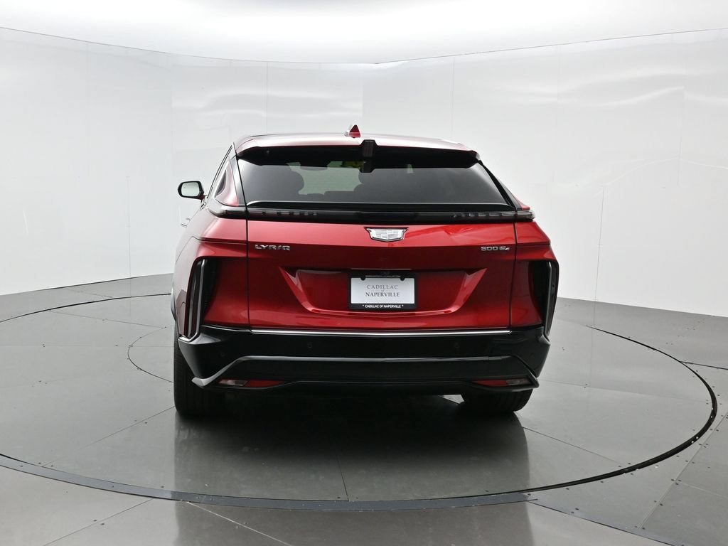 Used 2024 Cadillac Lyriq Luxury w/ LPO, Floor Liner Package AWD/4WD image 5