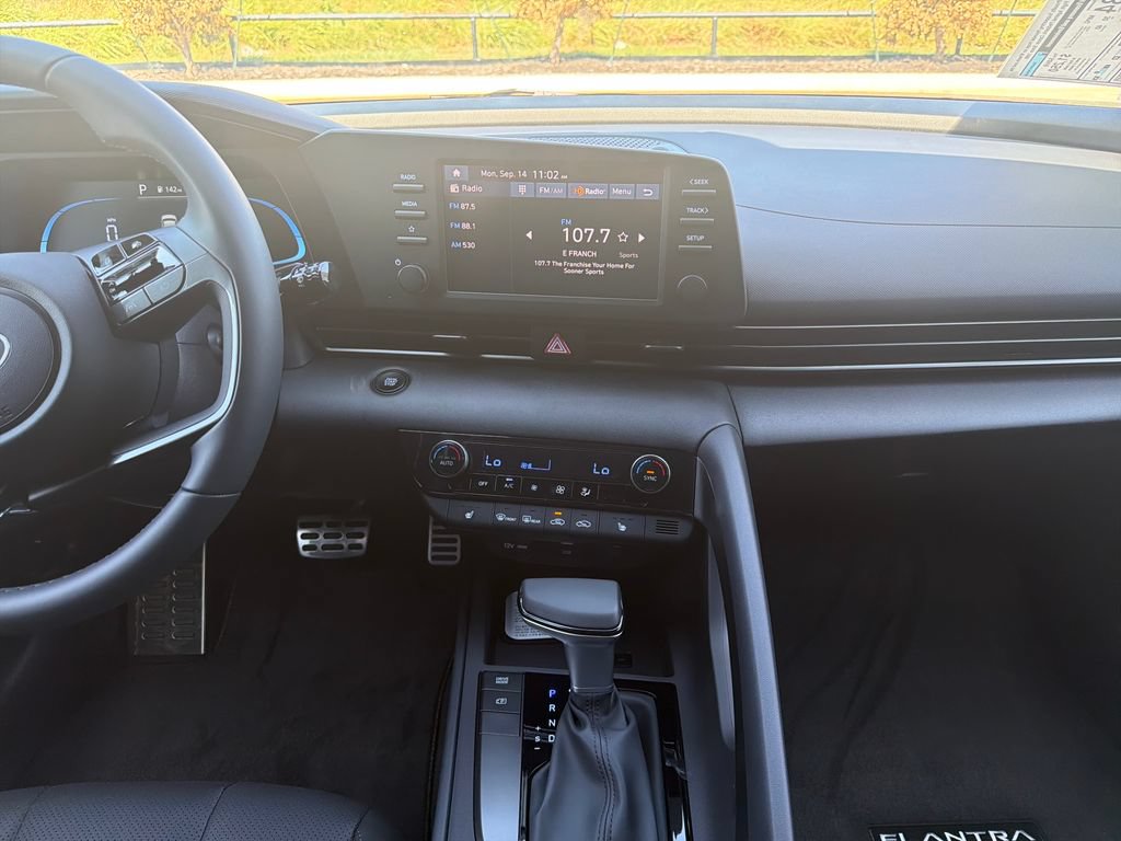 New 2026 Hyundai Elantra SEL Sport FWD image 27
