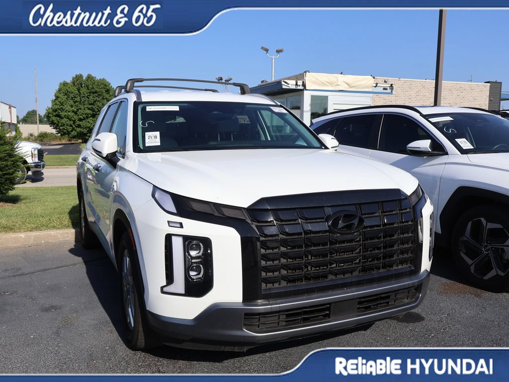 Used 2024 Hyundai Palisade SEL AWD/4WD image 3