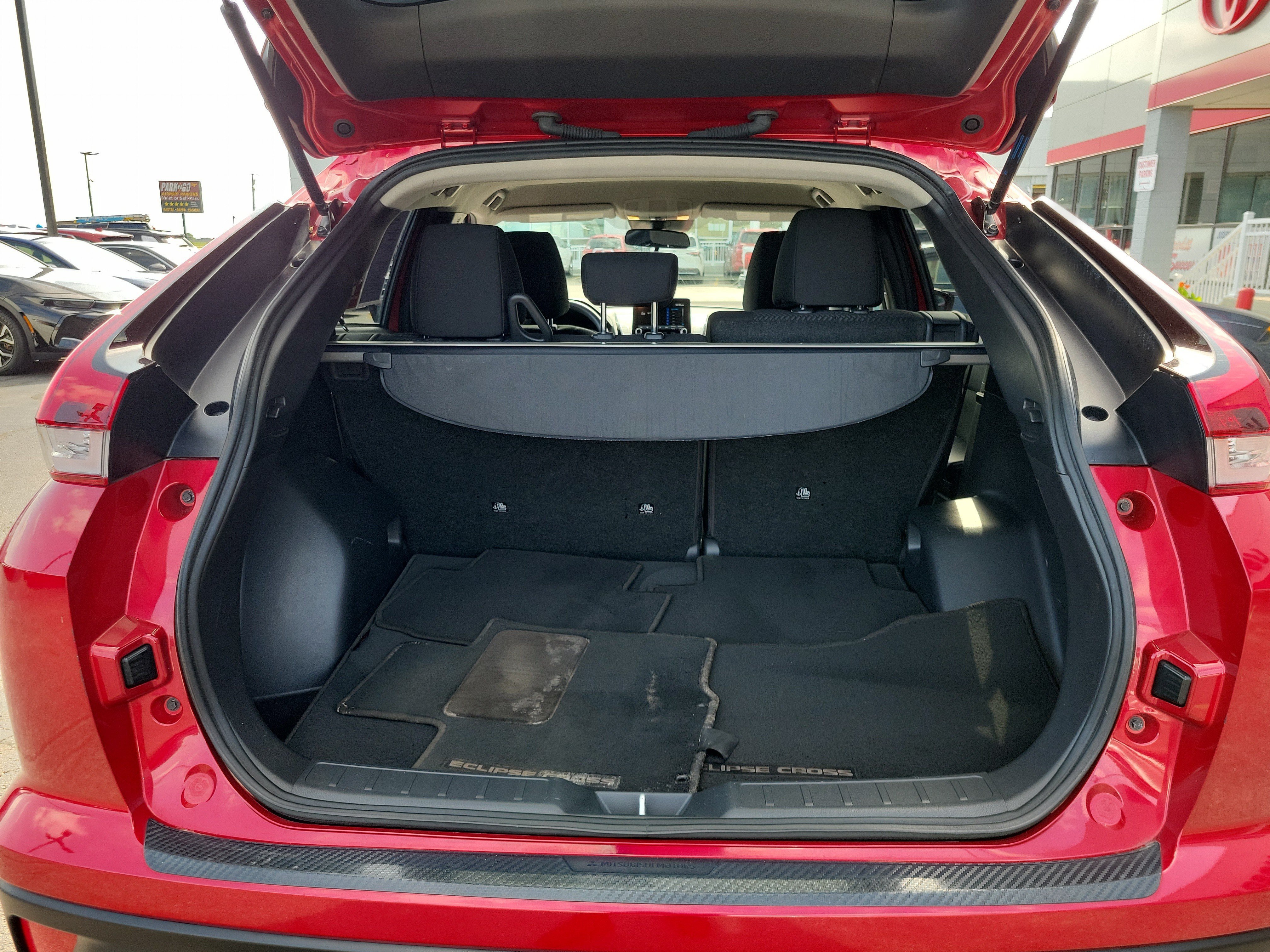 Used 2024 Mitsubishi Eclipse Cross LE AWD/4WD image 8