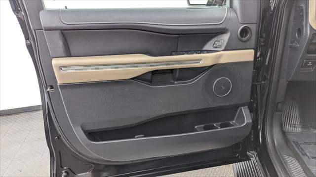 Used 2024 Ford Expedition Max Limited image 8