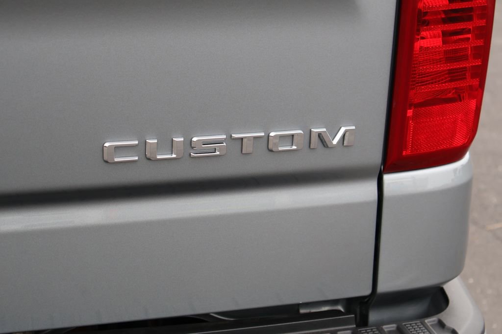 Used 2024 Chevrolet Silverado 1500 Custom RWD image 13