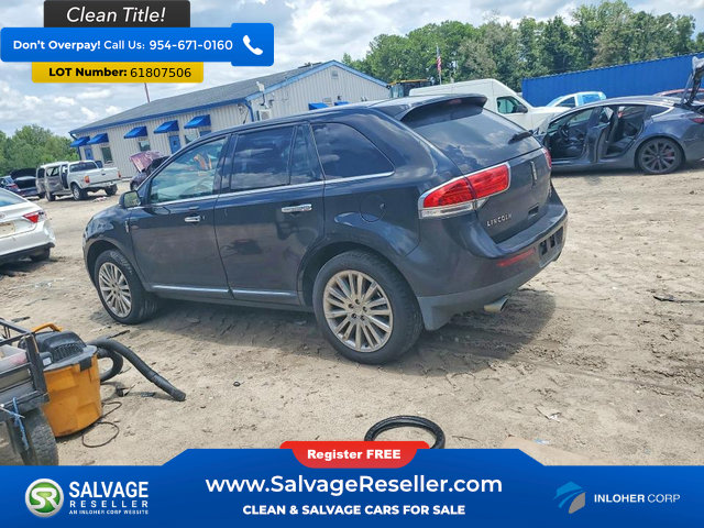 Used 2012 Lincoln MKX AWD image 3