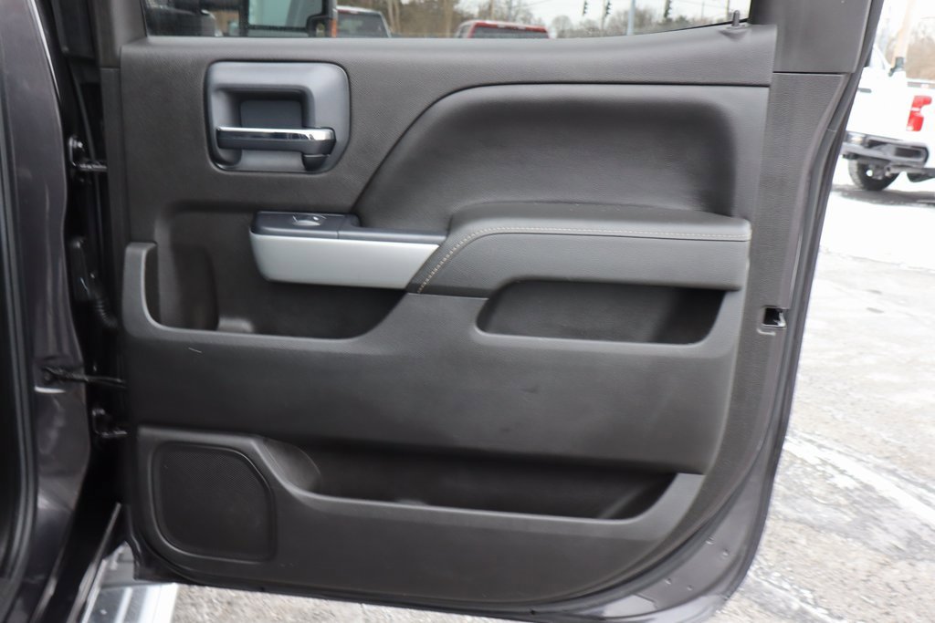 Used 2015 Chevrolet Silverado 2500 LT w/ LT Convenience Package image 21