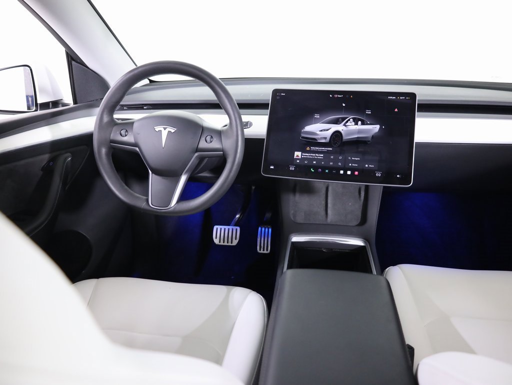 Used 2023 Tesla Model Y Performance image 40