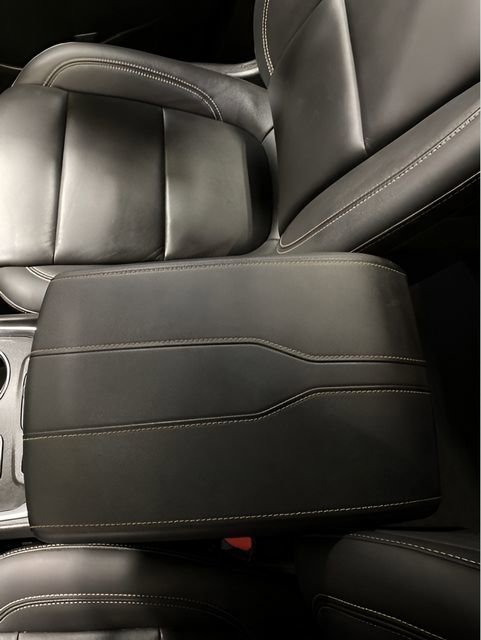 Used 2023 Chevrolet Traverse LT w/ Midnight/Sport Edition AWD/4WD image 17