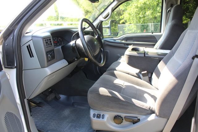 Used 2002 Ford F350 XLT image 19