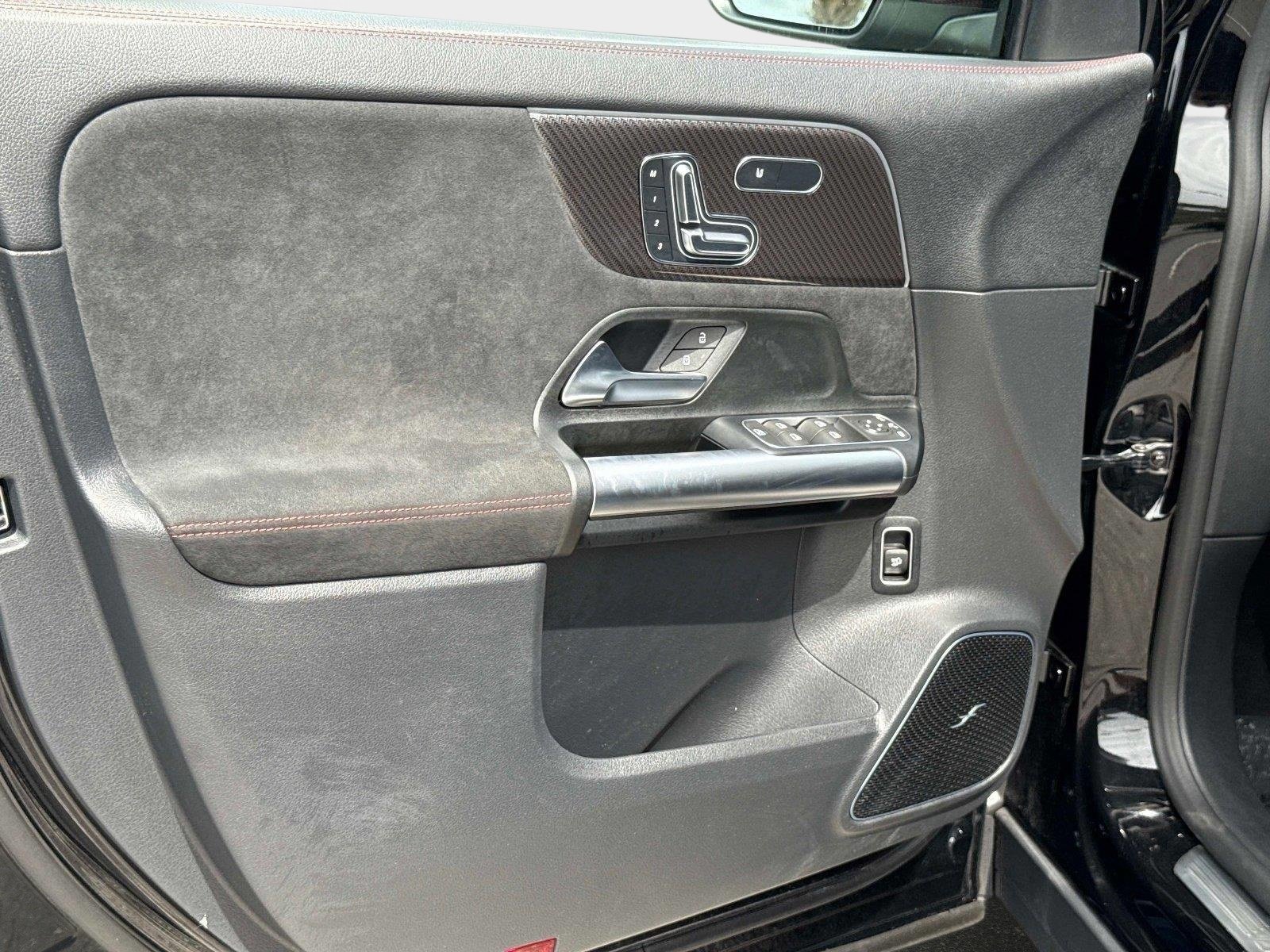 Used 2025 Mercedes-Benz GLA 35 AMG 4MATIC image 38