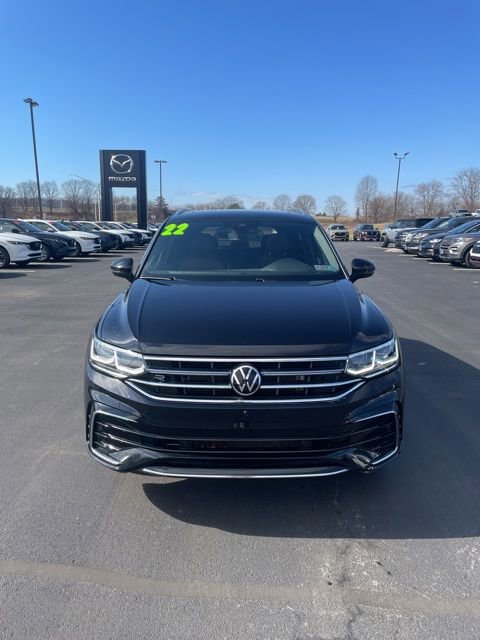 Used 2022 Volkswagen Tiguan SEL R-Line image 2