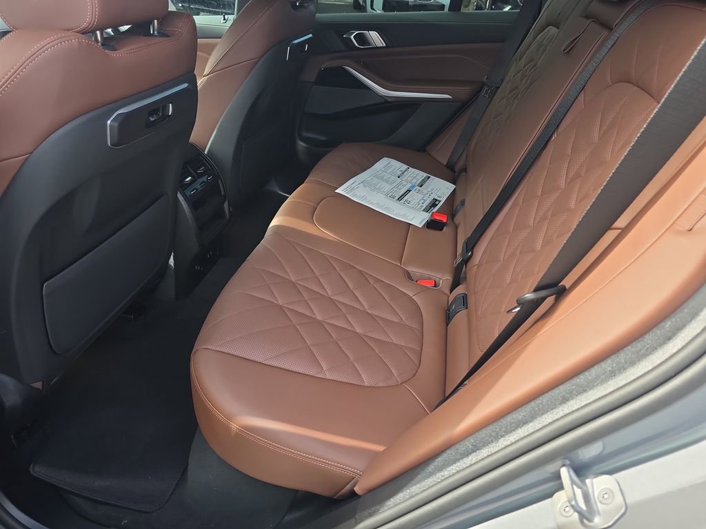 New 2026 BMW X5 xDrive40i w/ M Sport Package image 10