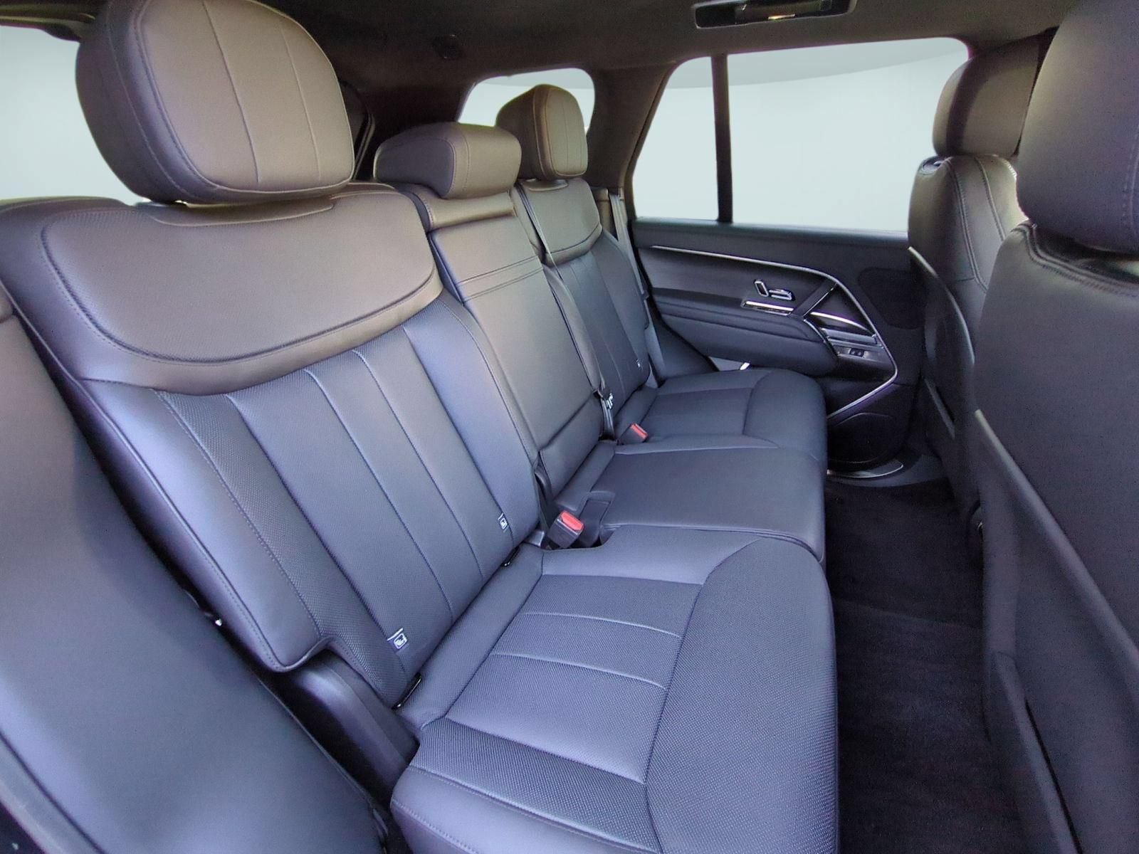 Used 2023 Land Rover Range Rover SE AWD/4WD image 29