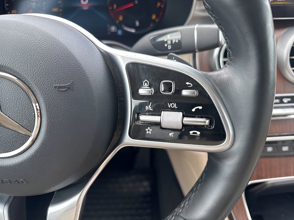 Used 2021 Mercedes-Benz GLC 300 4MATIC image 16