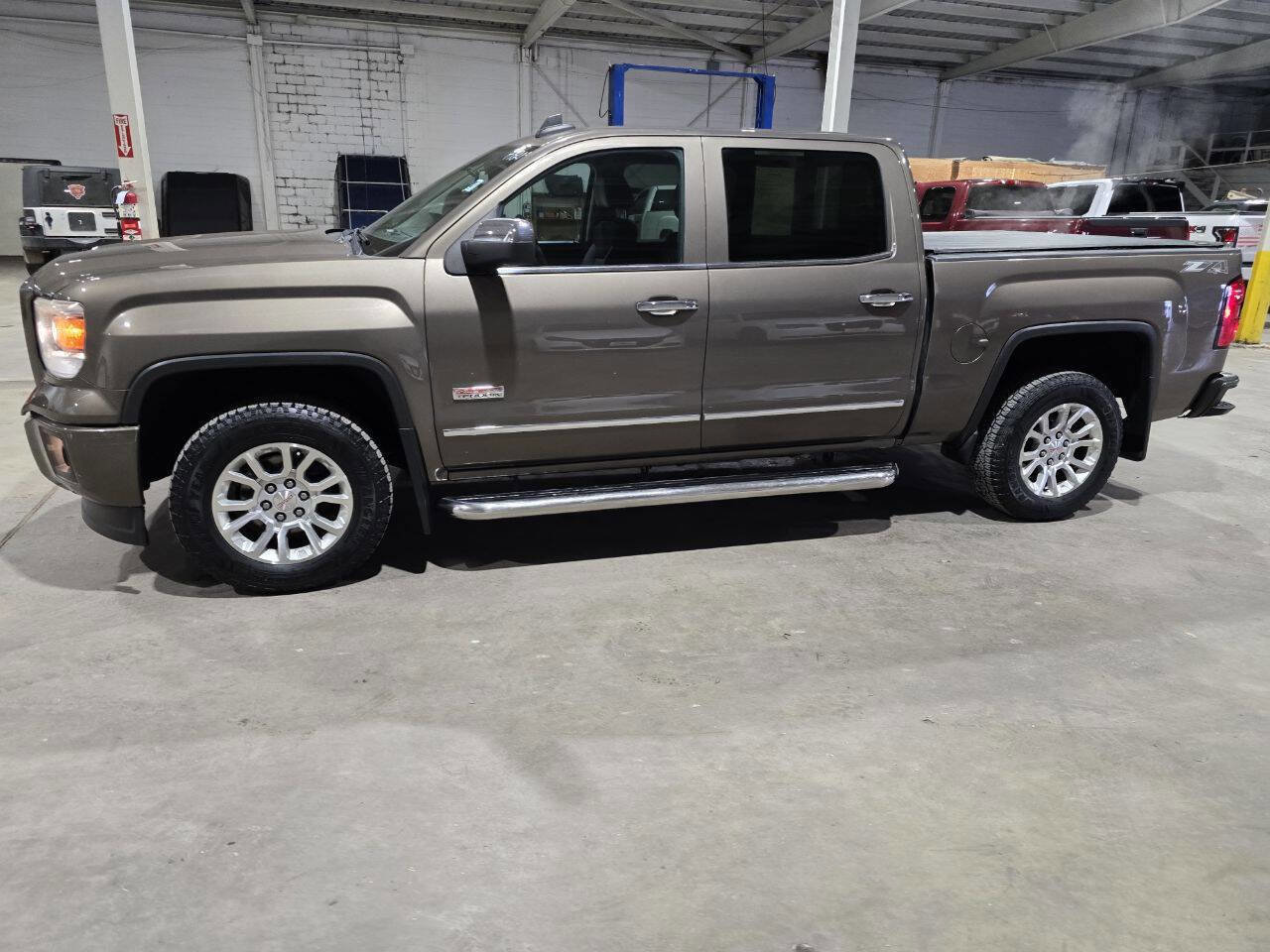 Used 2015 GMC Sierra 1500 SLE w/ All-Terrain Package image 4