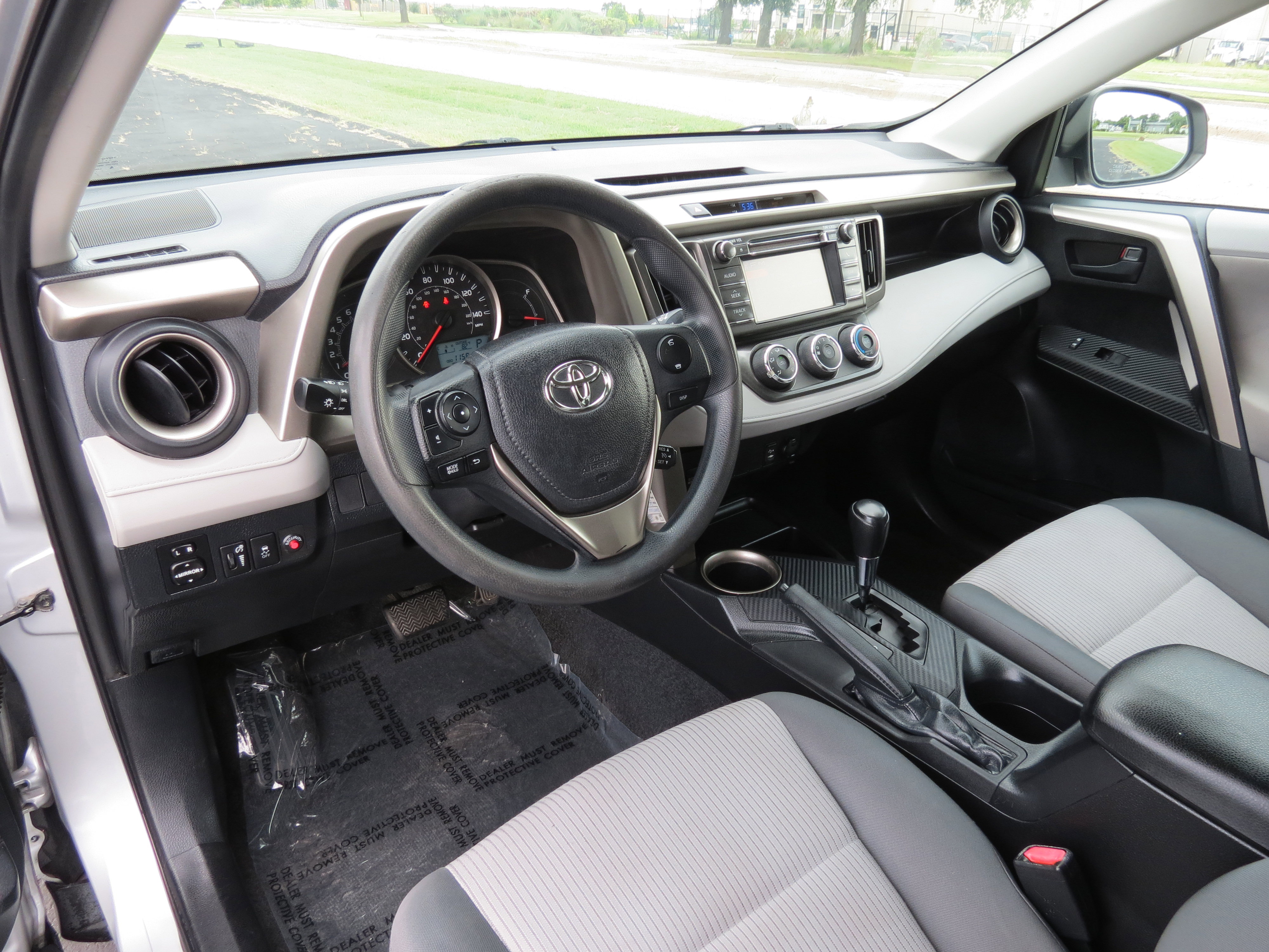 Used 2013 Toyota RAV4 LE FWD image 26