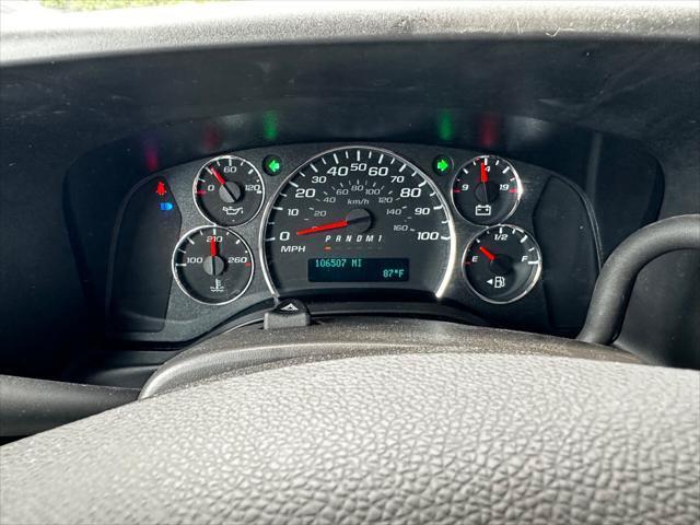 Used 2023 GMC Savana 2500 w/ Driver Convenience Package RWD image 19