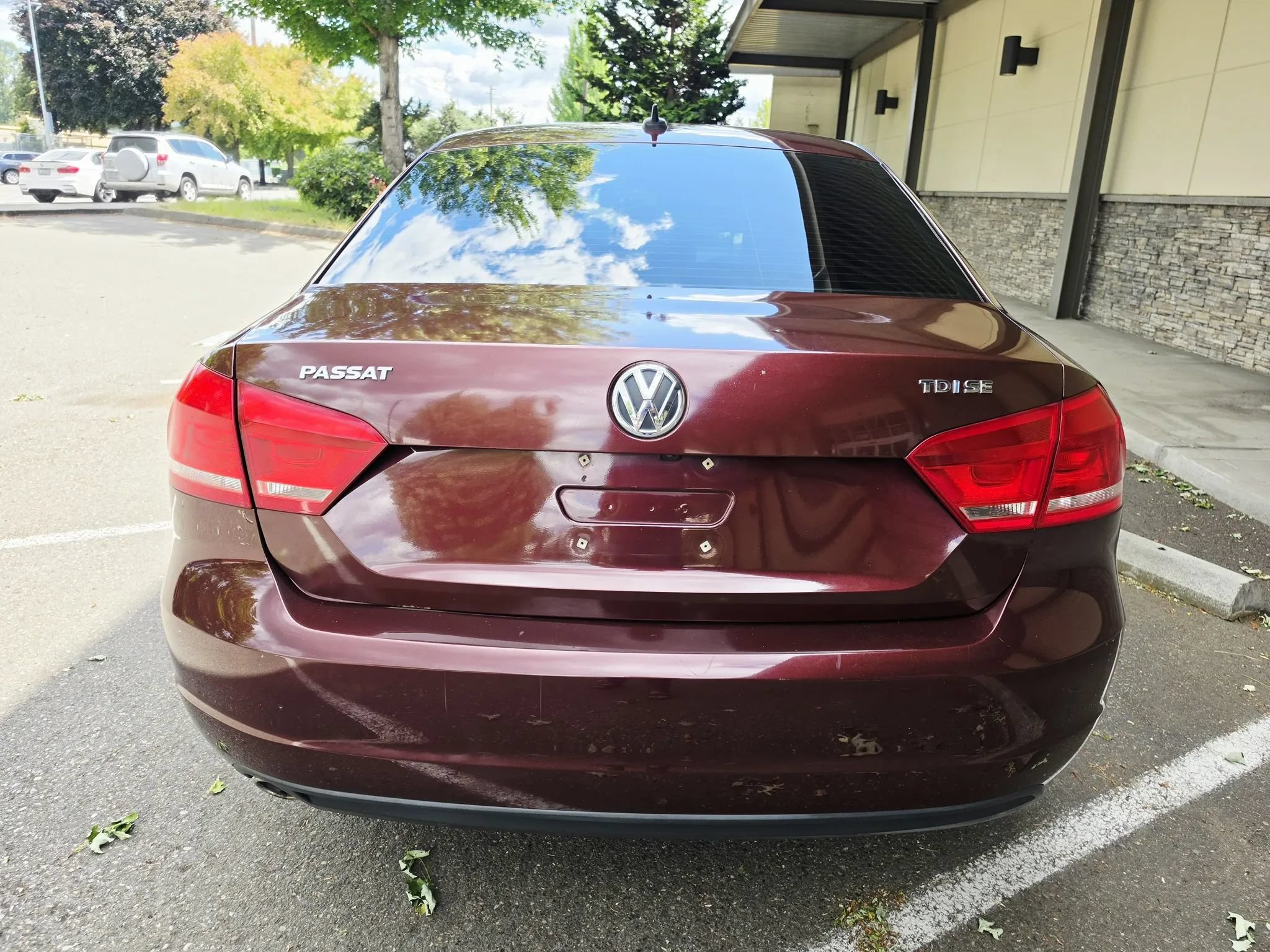 Used 2014 Volkswagen Passat TDI SE FWD image 4