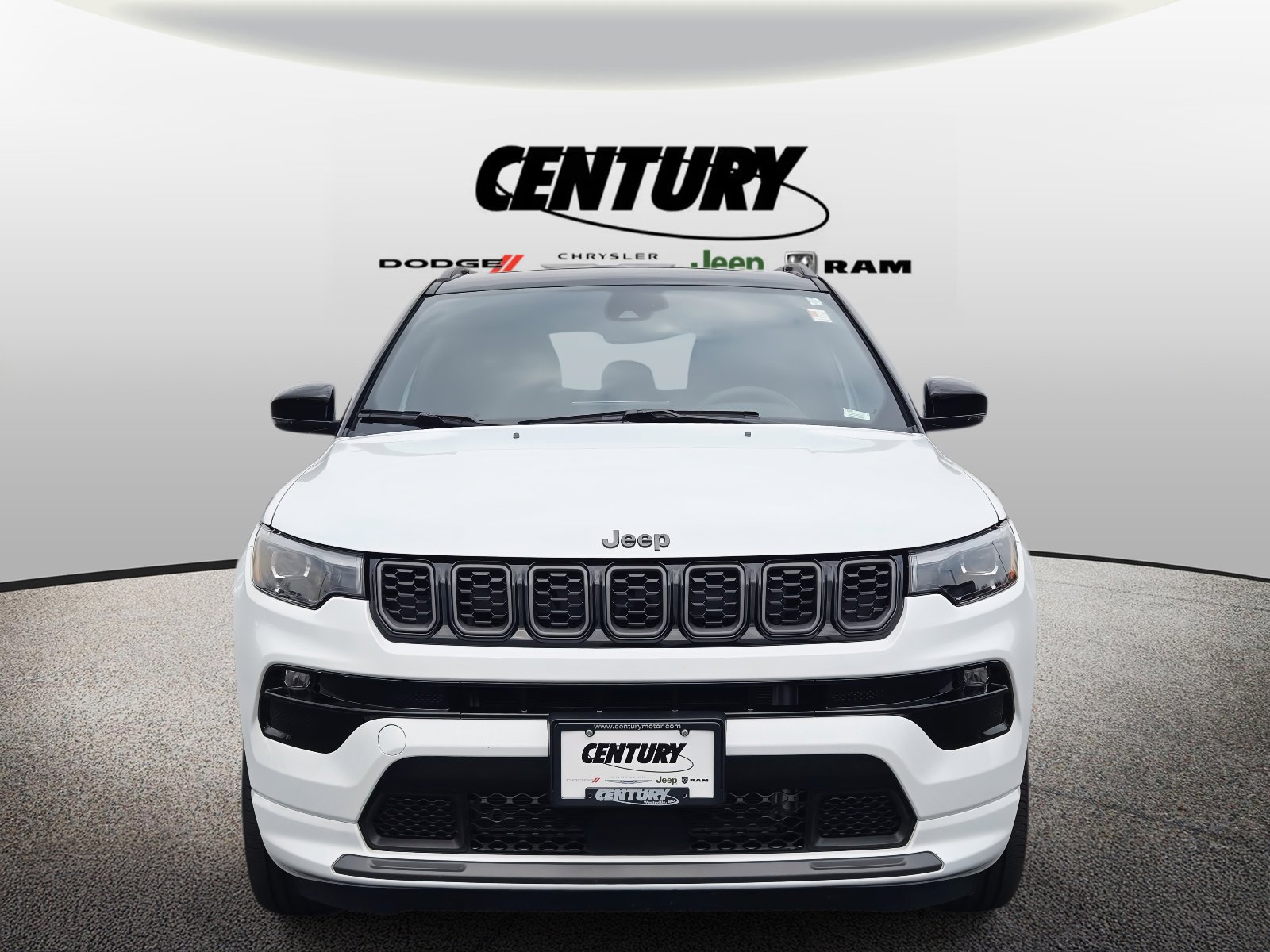 Used 2025 Jeep Compass Limited w/ High Altitude Package image 9